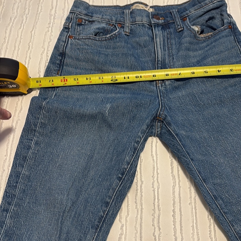 ⭐️ EUC Madewell Slim Crop Boy Jean Chewed Hem - SIZE 2 - Picture 12 of 13